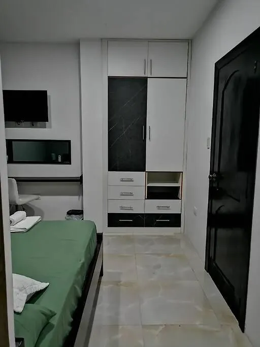 Lara'S House Habitacion Puerto Ayora  Ecuador